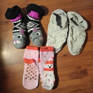 Sock/slipper bundle 3for1